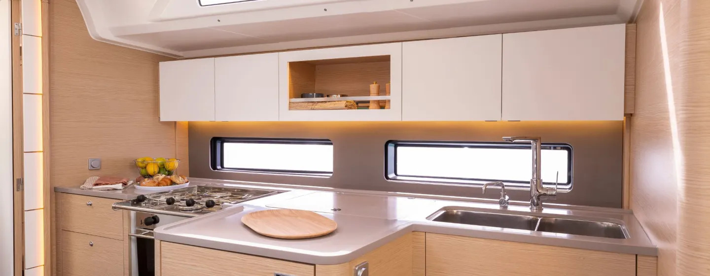 Sunsail 41.3 Premium