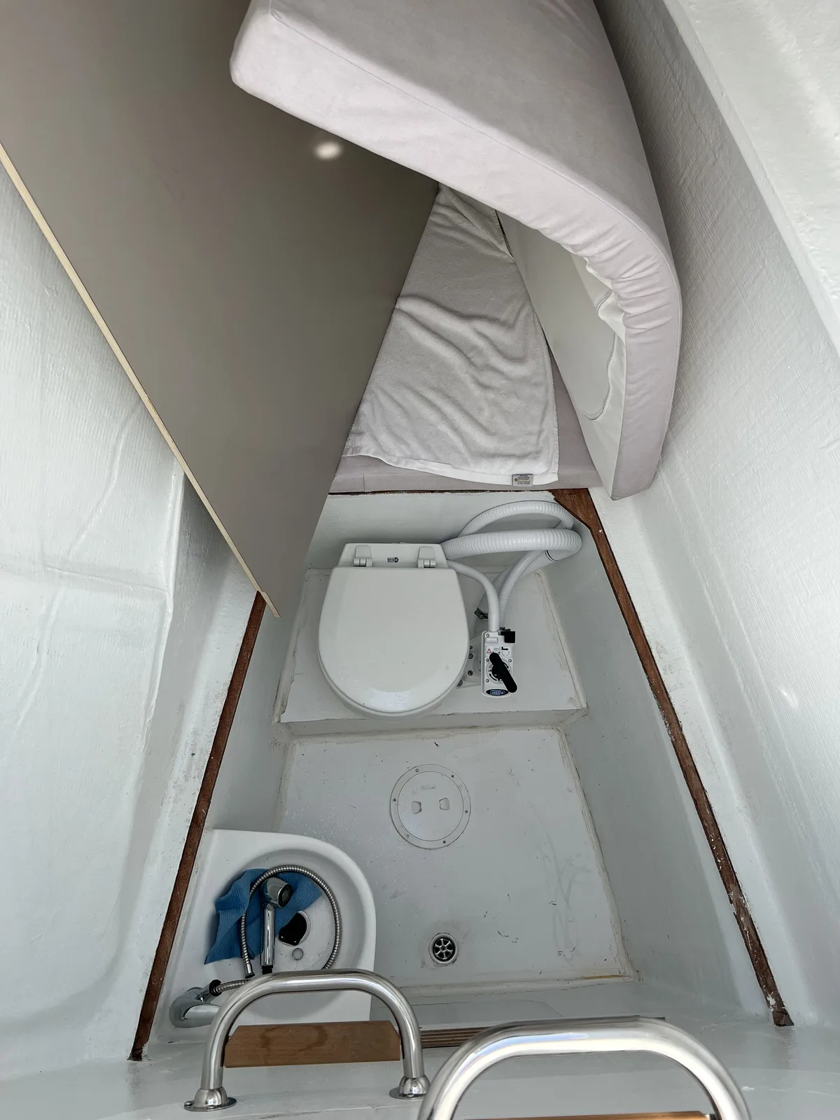 Star Velvet (A/C, Generator, Water Maker, dishwasher)