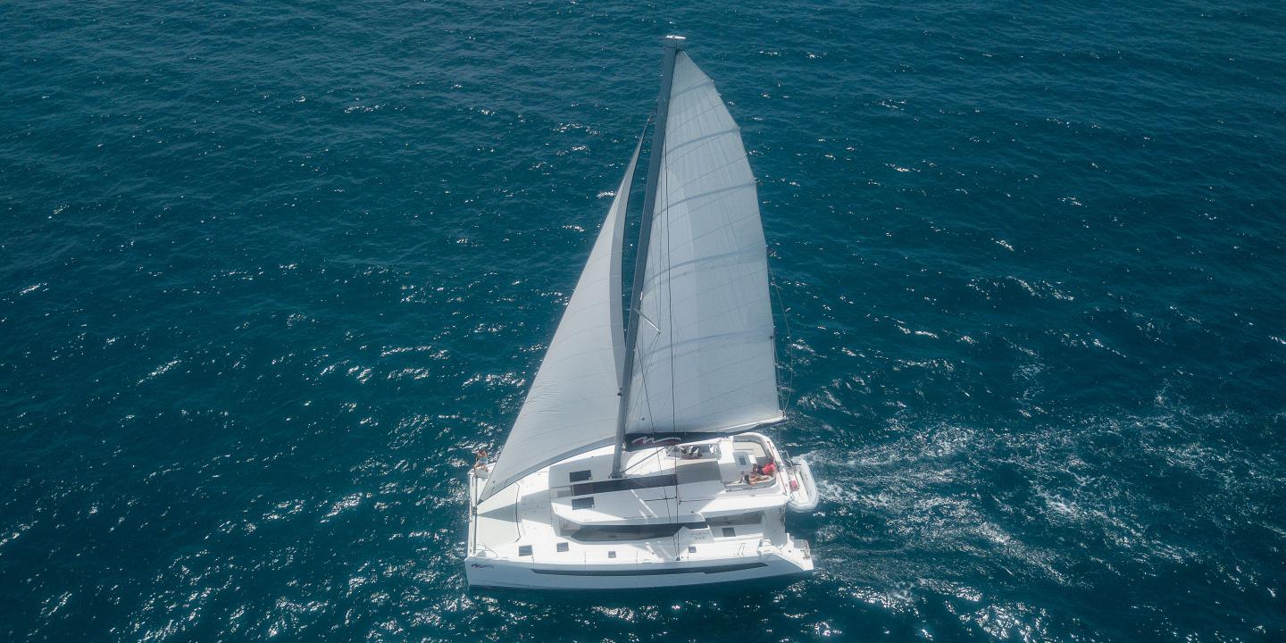 Moorings 5000 Crewed