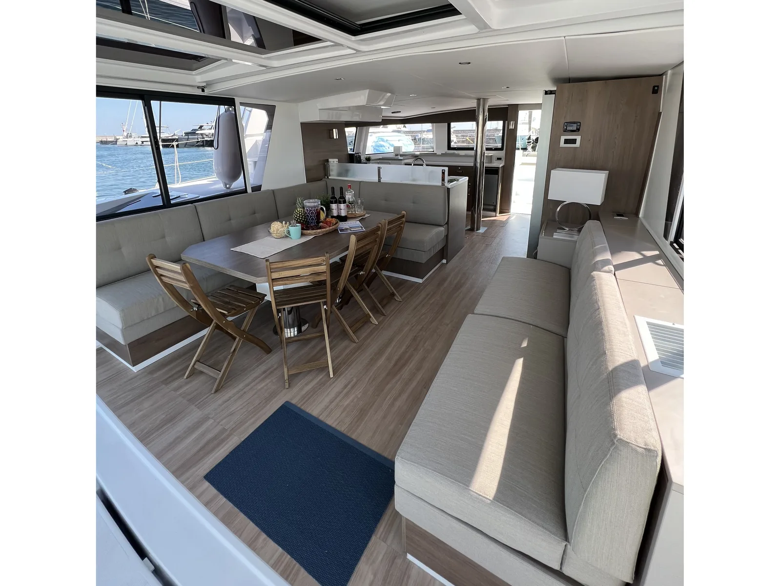 Star Velvet (A/C, Generator, Water Maker, dishwasher)