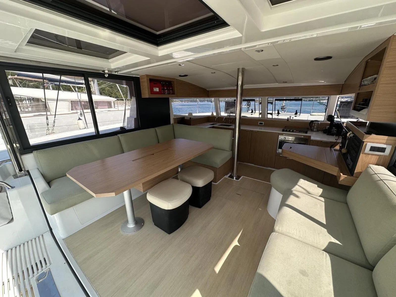 BAY BREEZE V