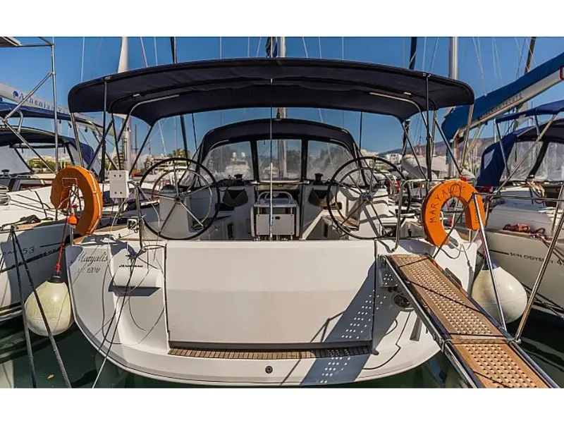 Sun Odyssey 519