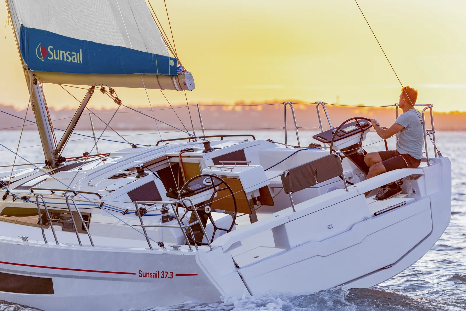 Sunsail 37.3 Premium Plus