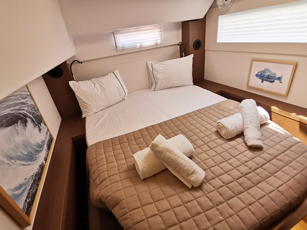 GALAXY (air condition, generator, water maker)    _Skippered Only_