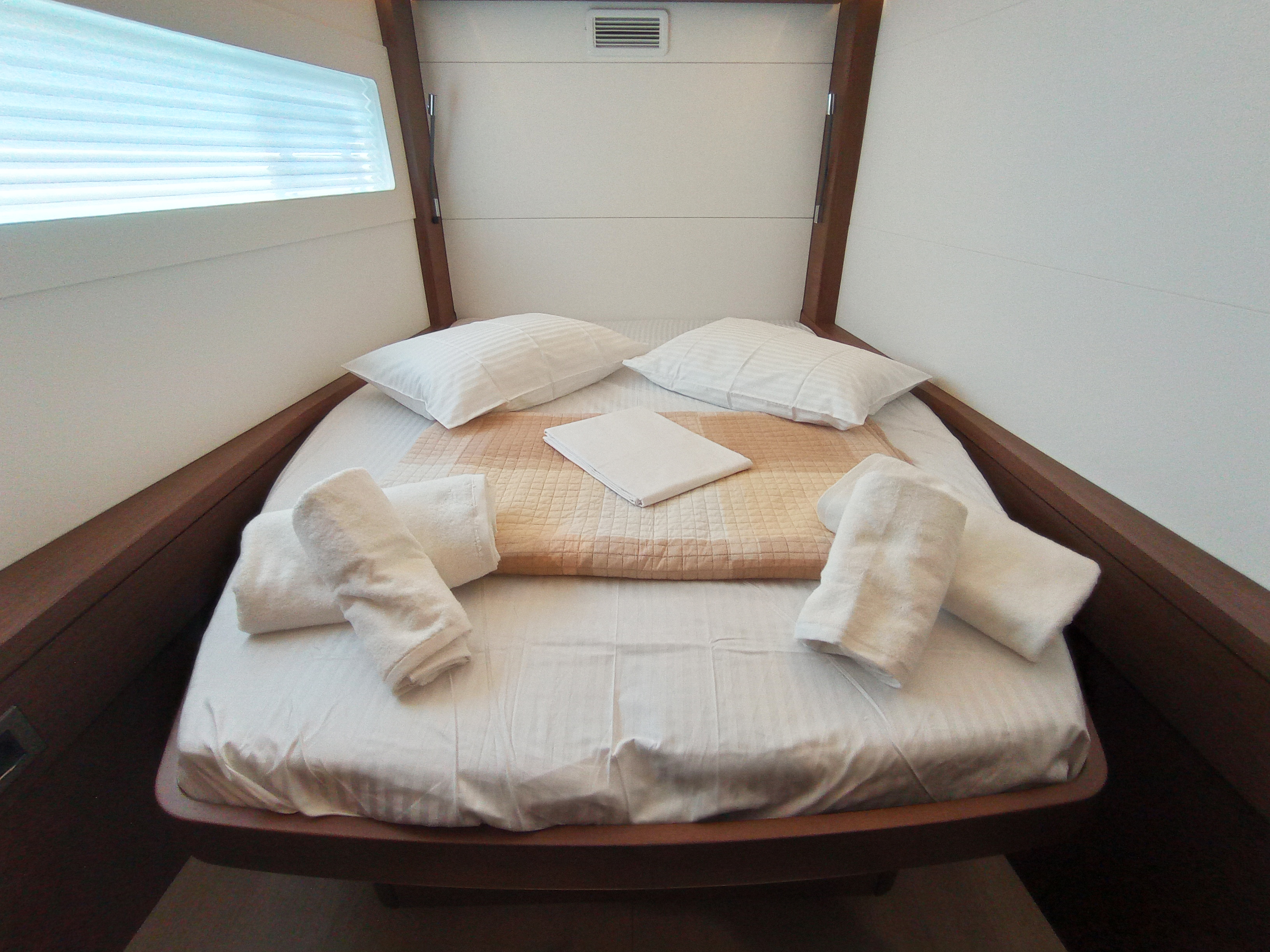 KALISI MOU (air condition, generator, water maker)    _Skippered Only_