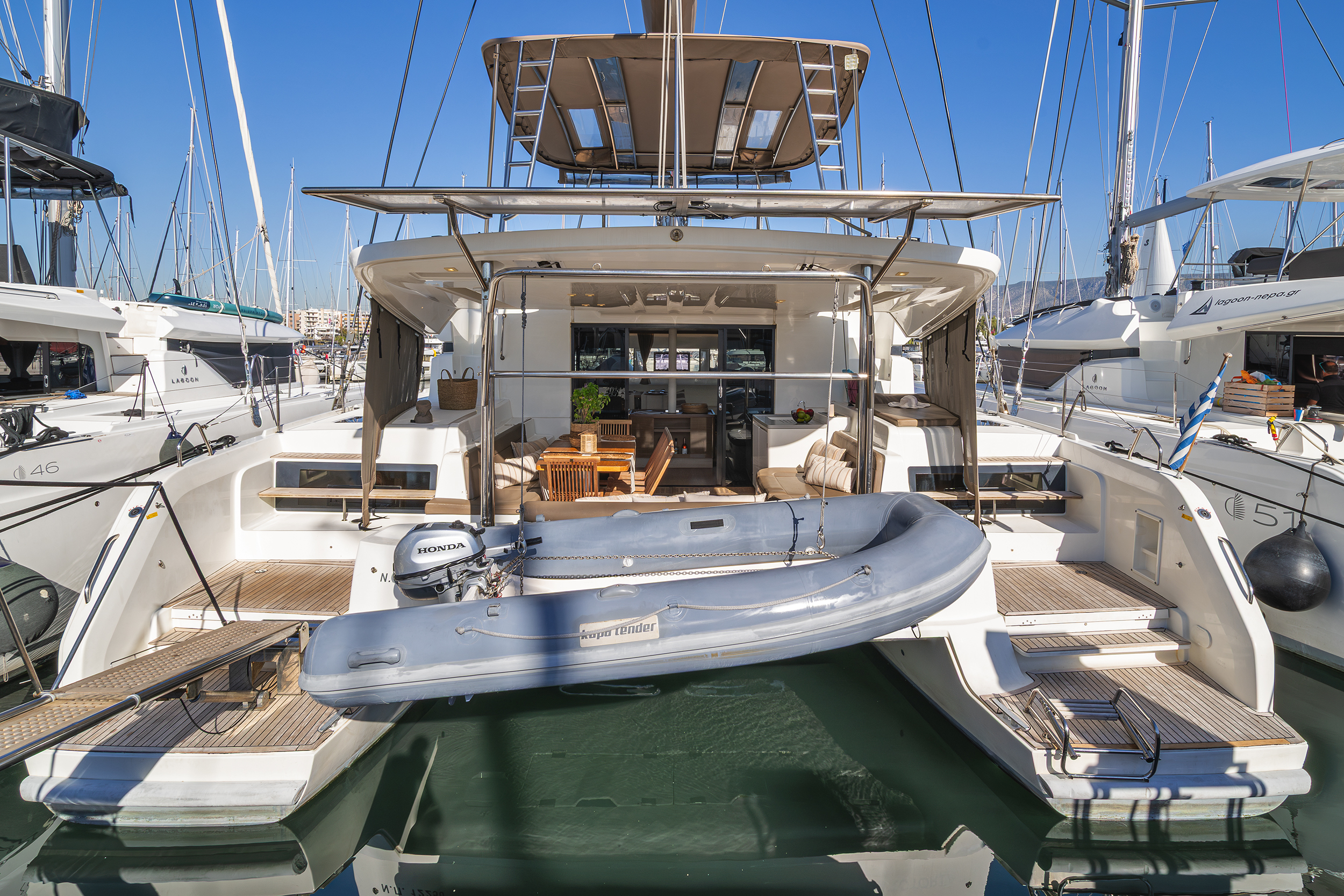 Spiros (ONLY SKIPPERED)