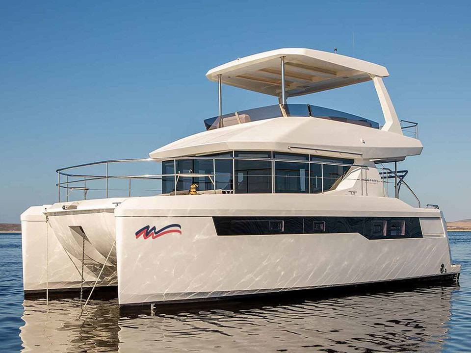 Moorings 403 PC Exclusive Plus