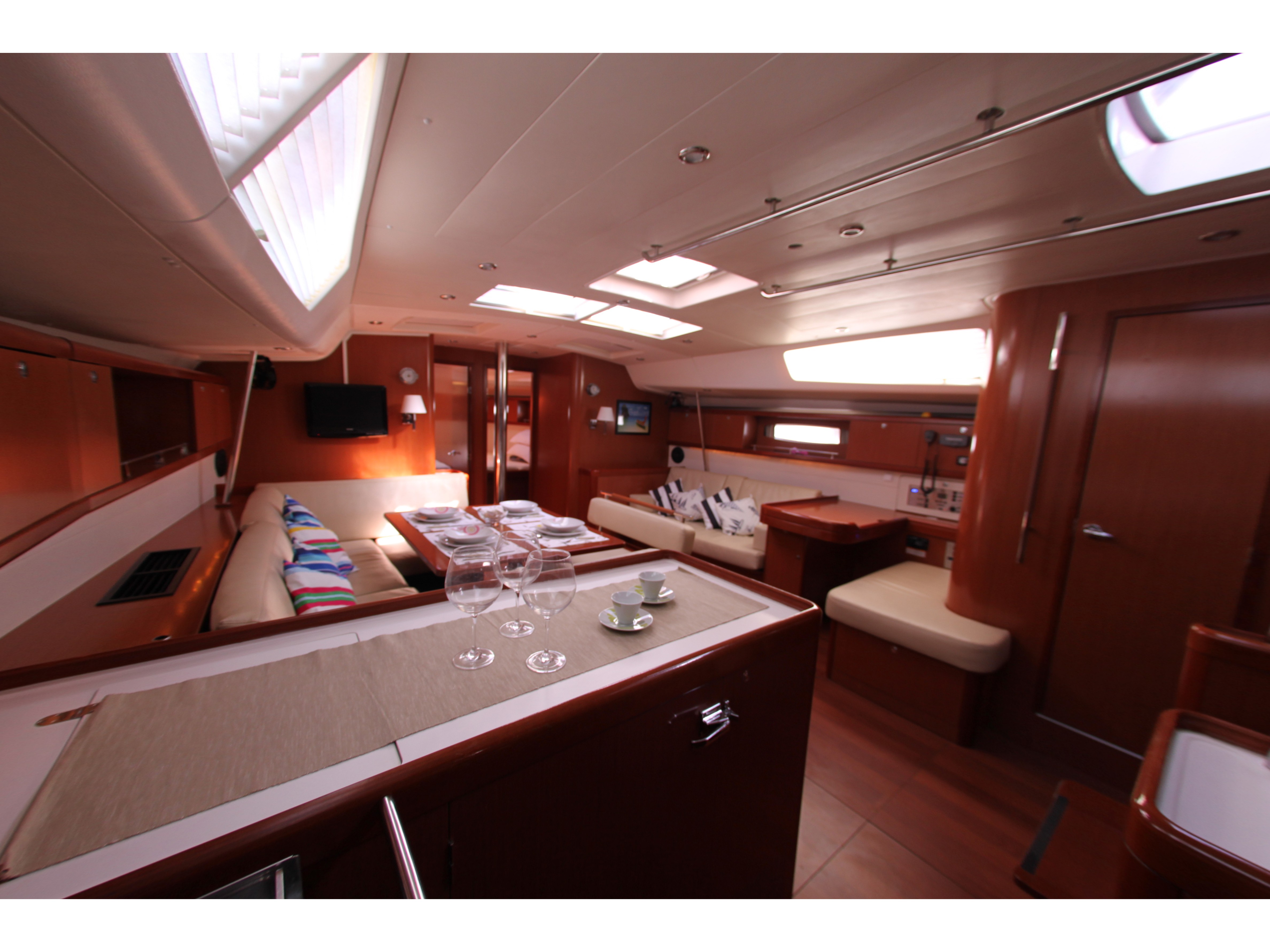 Inspiration - (A/C - Generator - Refit 2021)