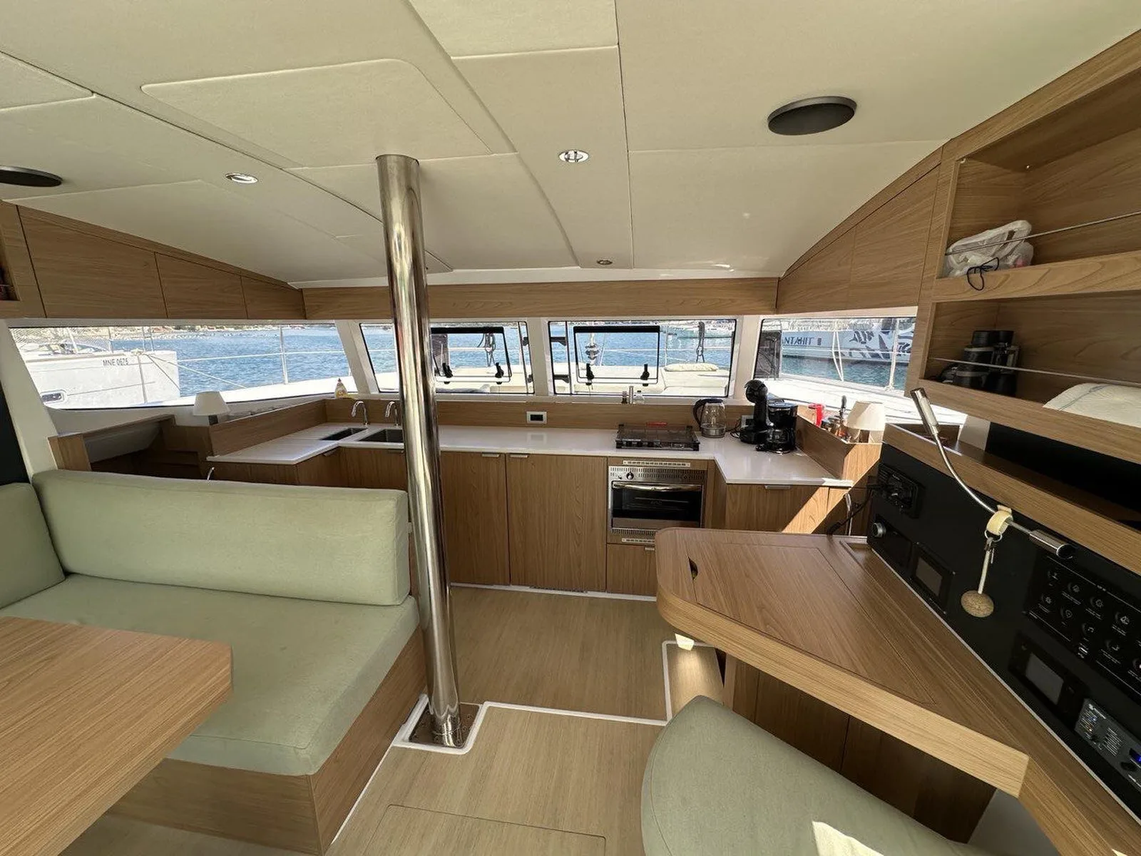 BAY BREEZE V