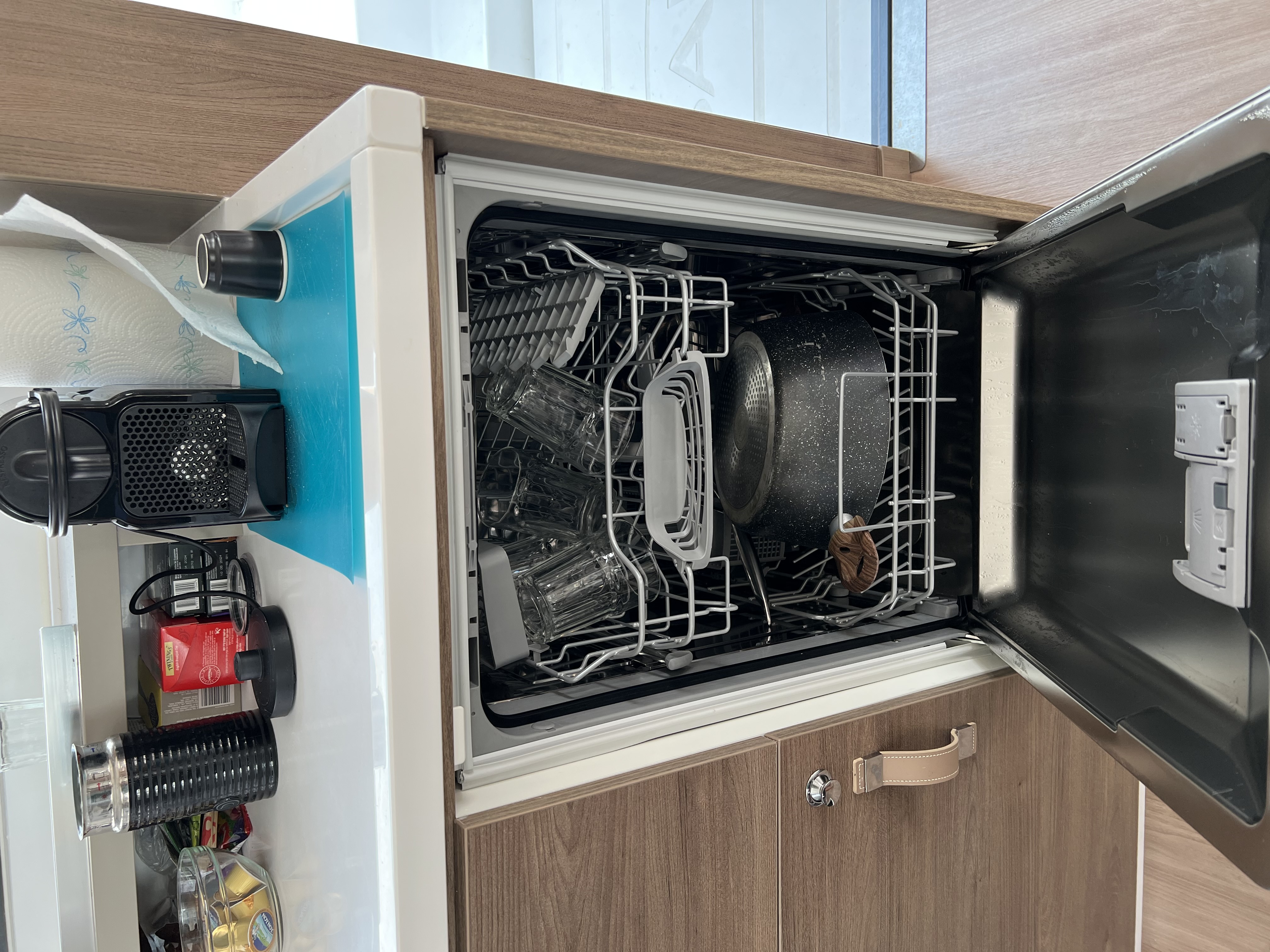 Star Velvet (A/C, Generator, Water Maker, dishwasher)