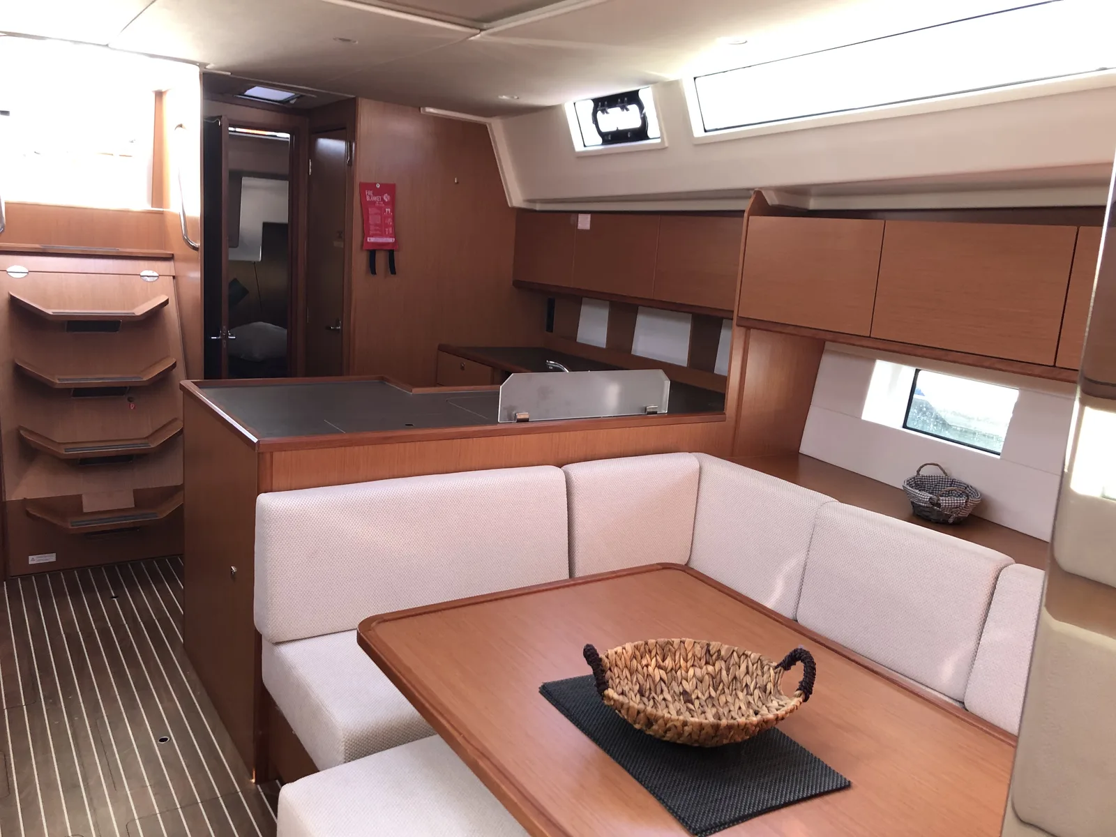 S/Y Elli