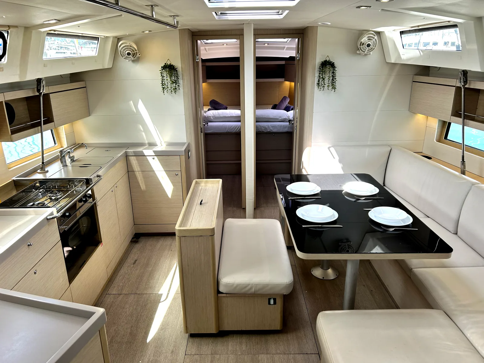 Capriccio (Refit 2025 - A/C - Generator - Electric Heads)
