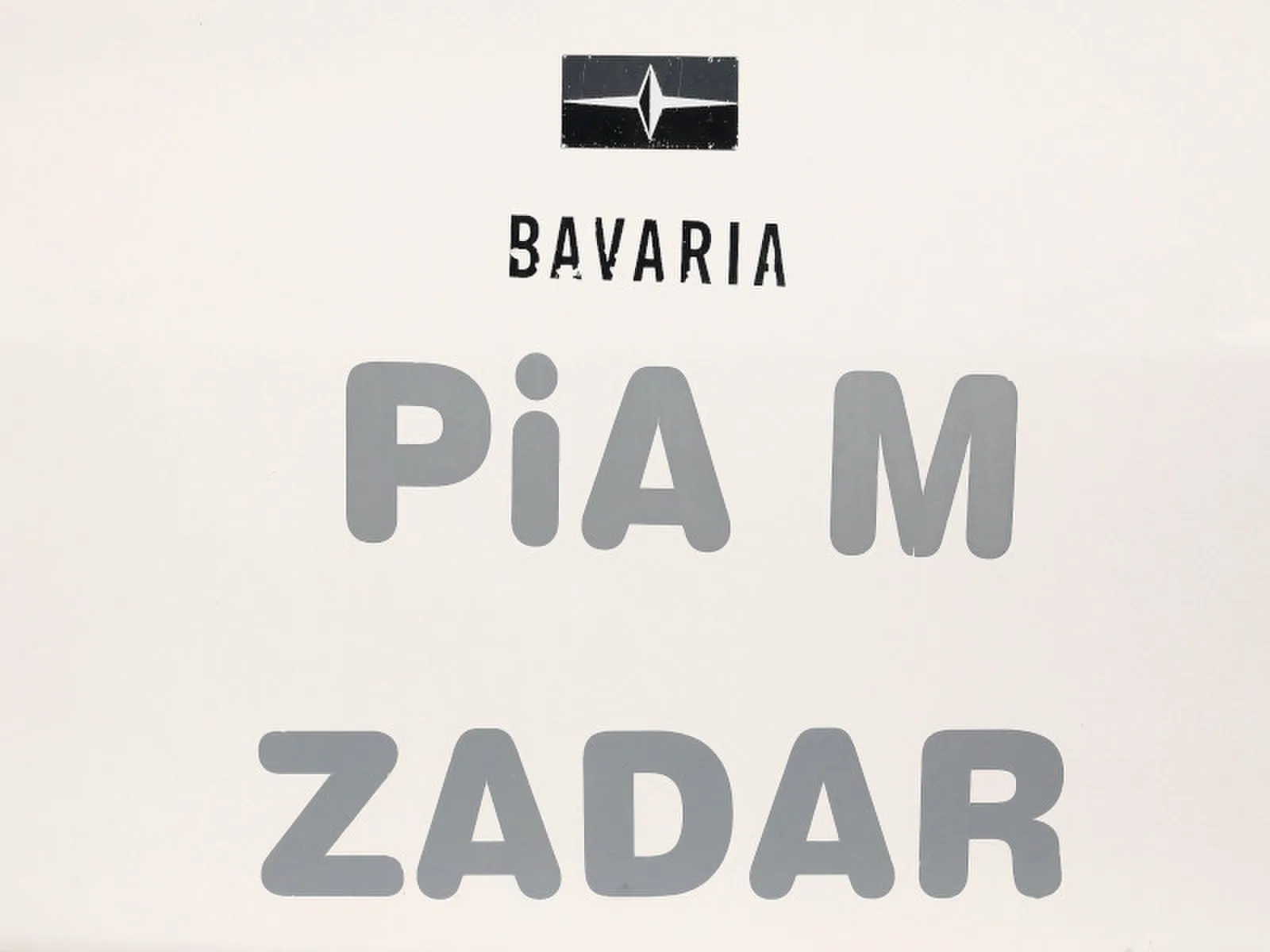 PIA M