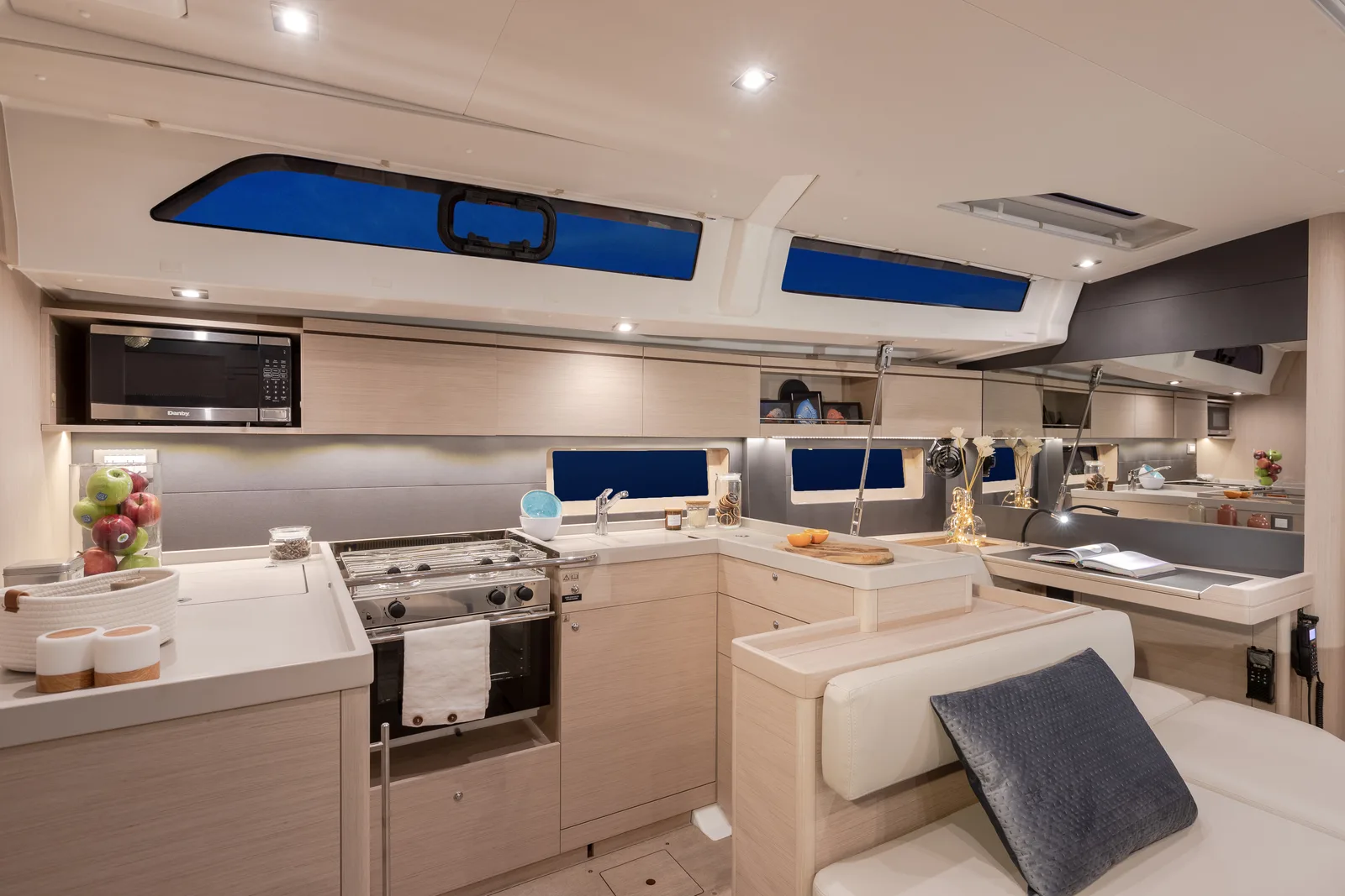 Moorings 52.4 Club