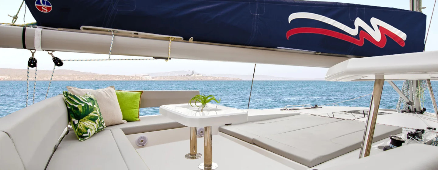 Moorings 4500L/10 Crewed