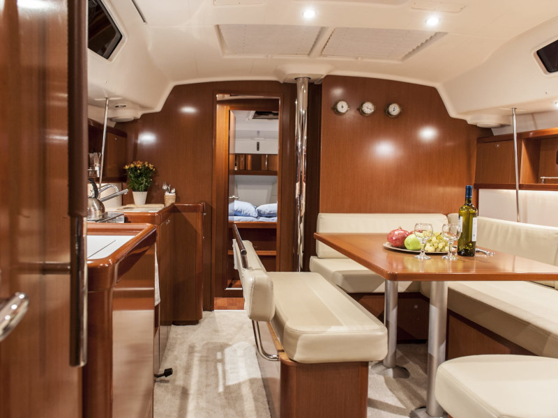 OASIS - | Bowthruster | Solar P 