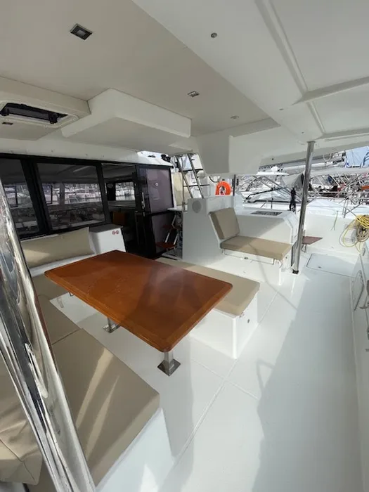Red Rose - Skippered