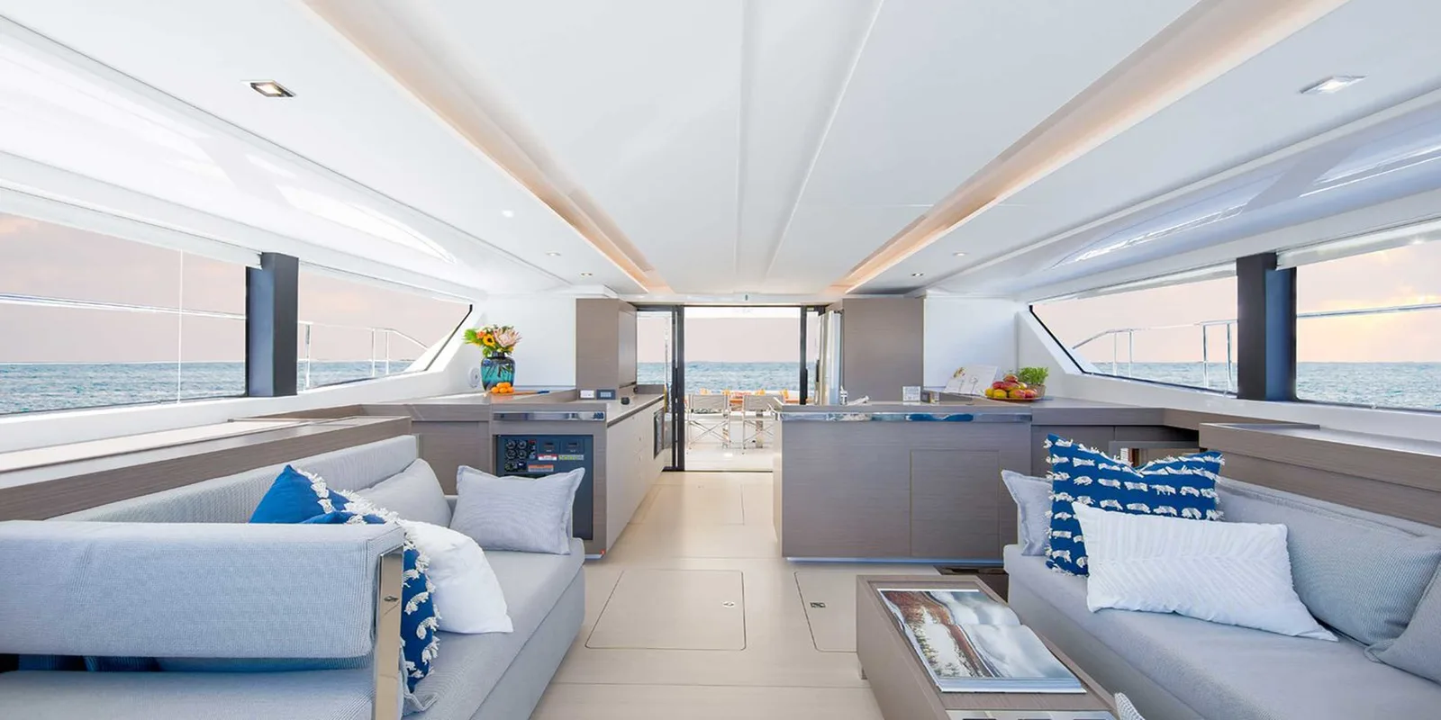 Moorings 464PC Exclusive Plus