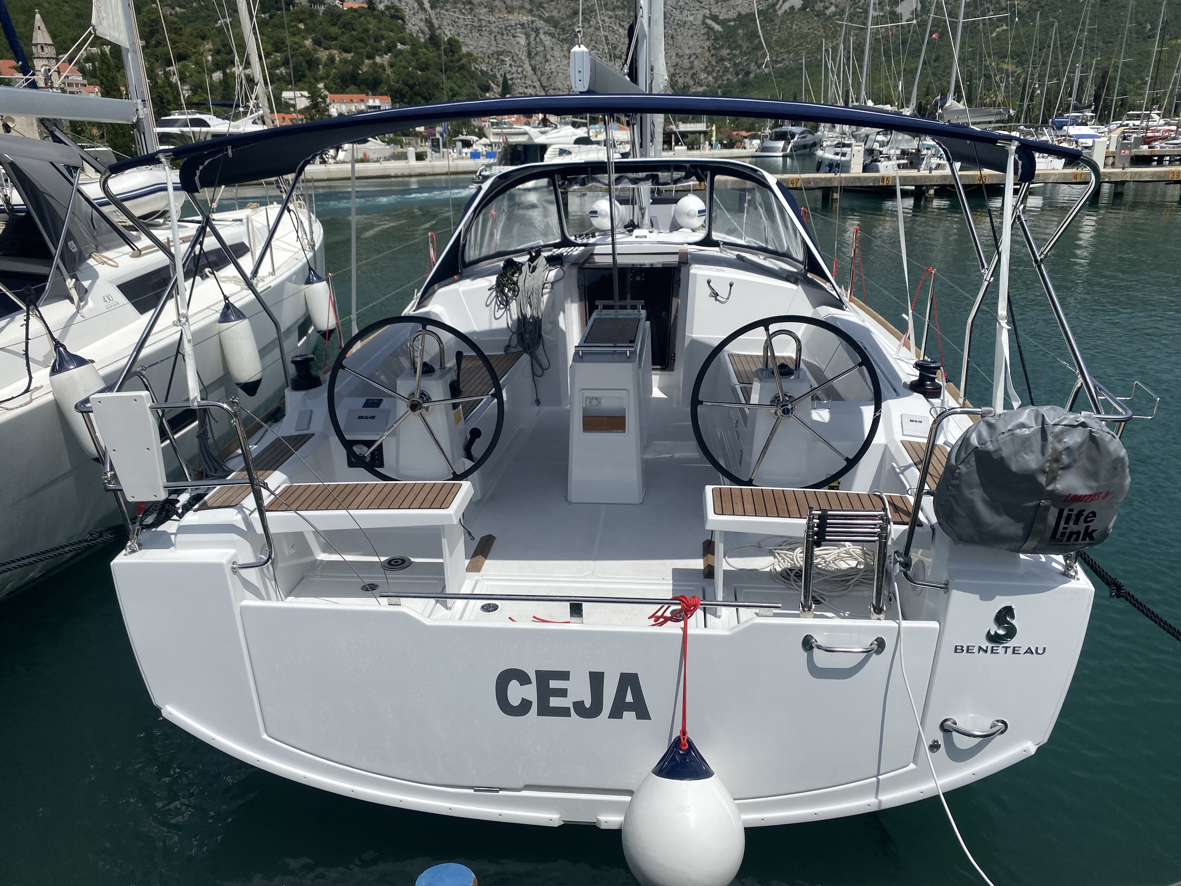 Ceja