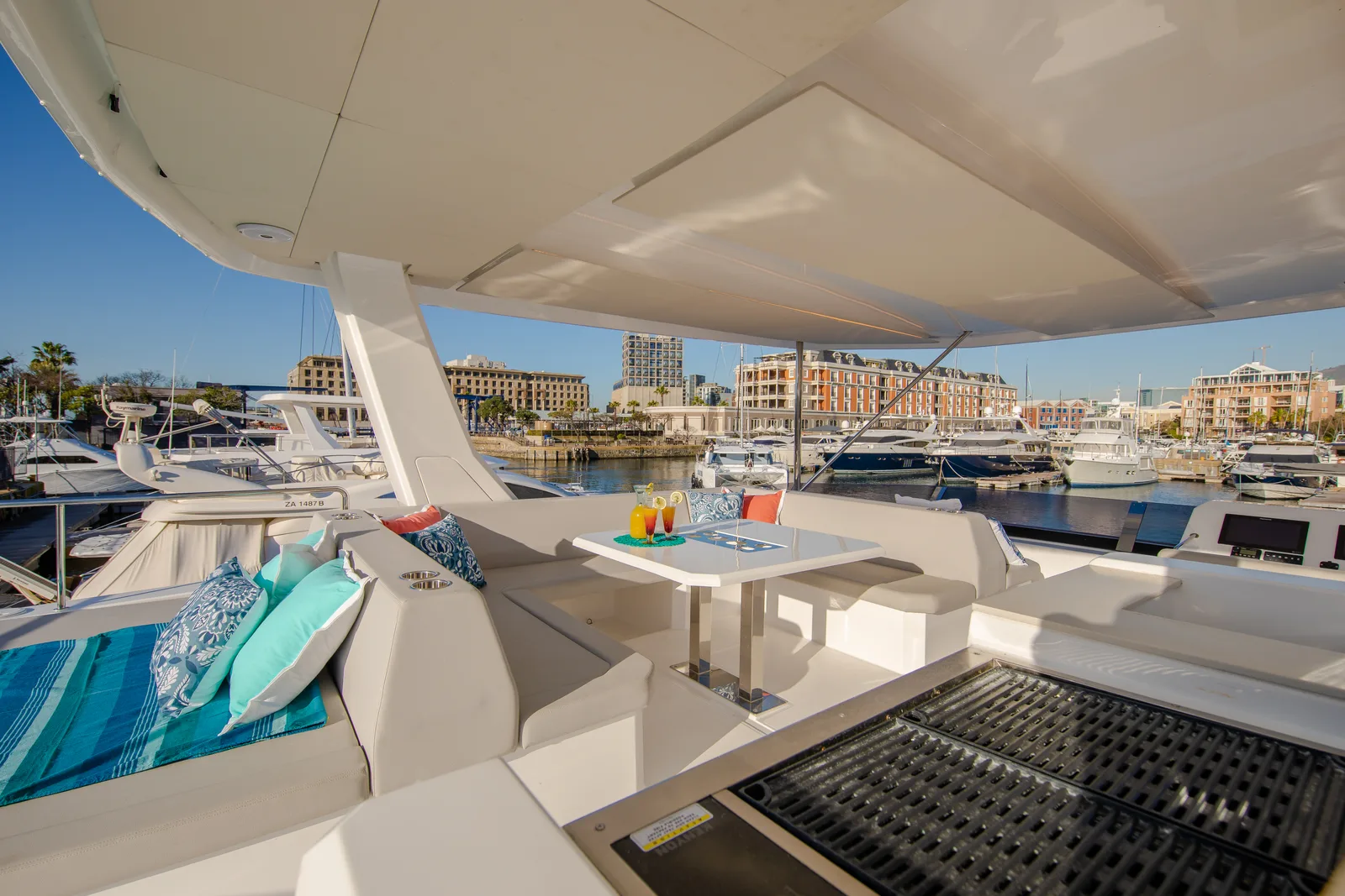 Moorings 534 PC/8+1 Exclusive Plus
