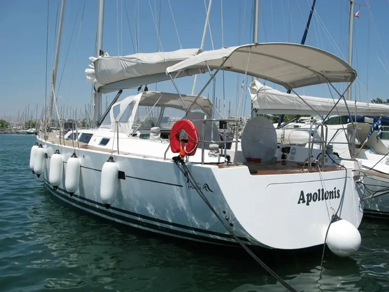 Apollonis