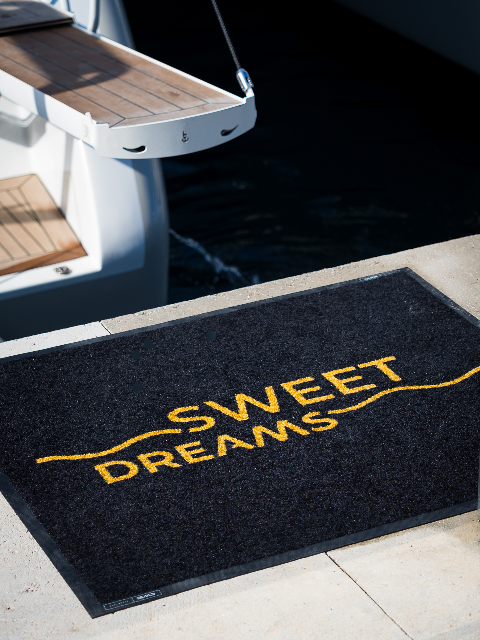 SWEET DREAMS