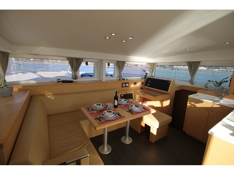 Sailing Blue 4 - Refit 2021
