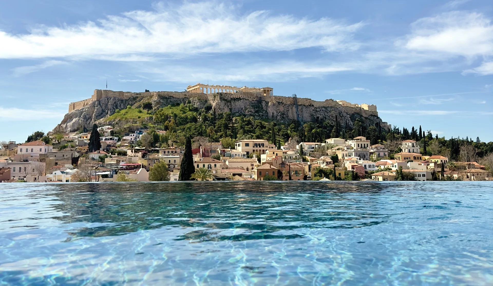 Why Is Greece the Right Starting Point for a Yacht Charter Holiday?