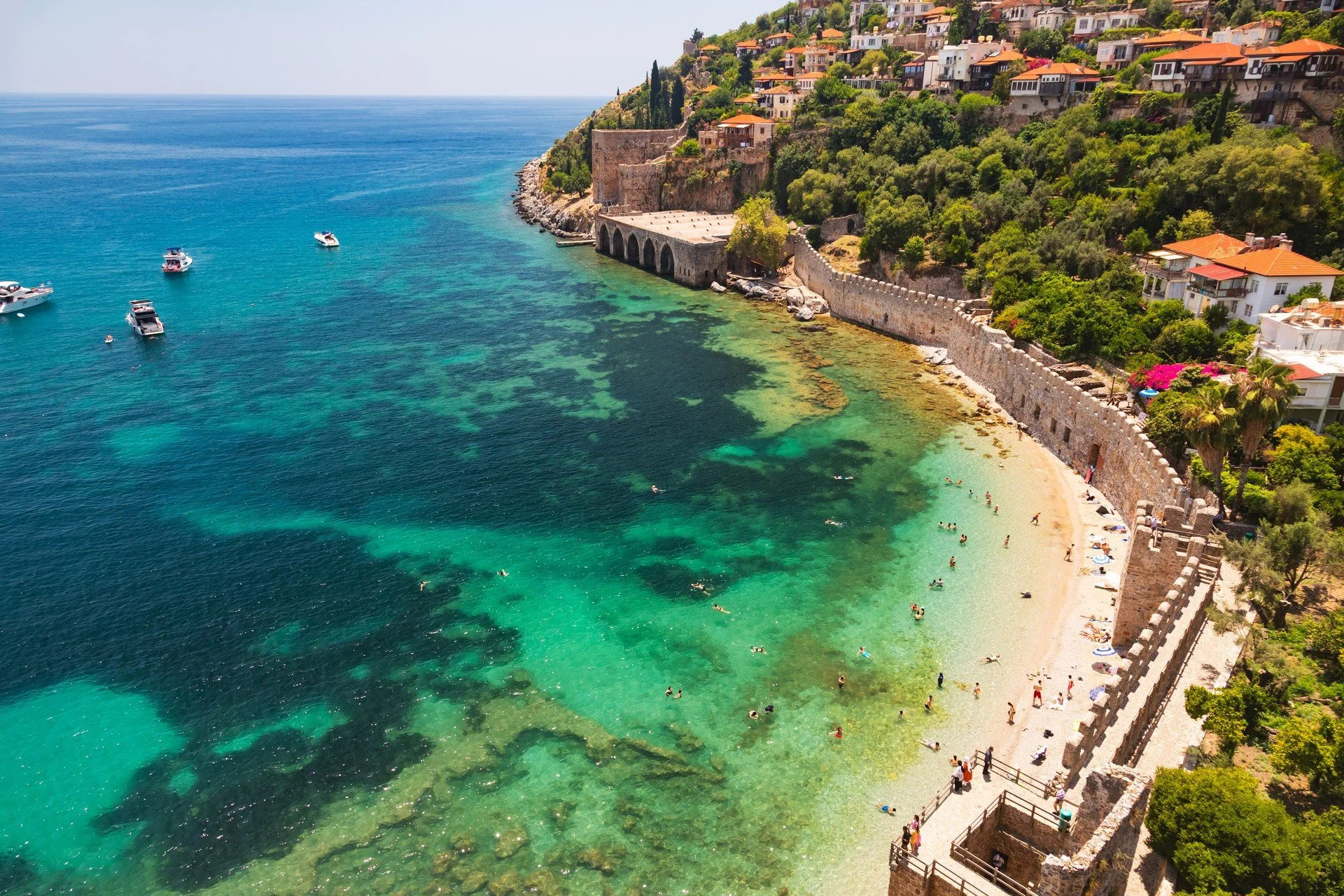 Antalya Tekne Kiralama ile En Özel Rotalara Ulaşın